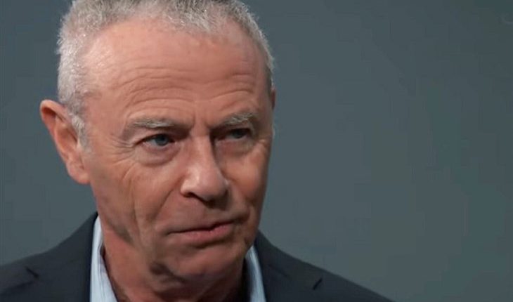 General Hospital – Robert Scorpio (Tristan Rogers)