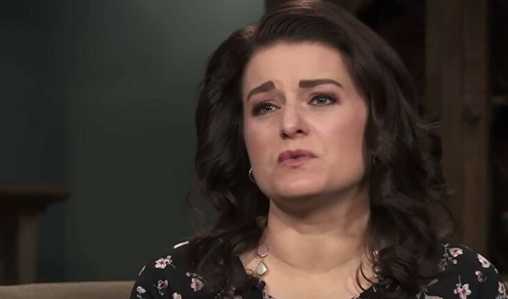 The Mystery Of Robyn Brown S Eyebrows Solved - mcwbcmm