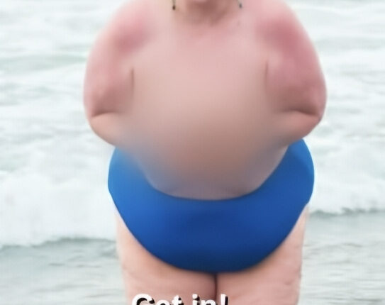 Whitney Way Thore Topless On The Beach – My Big Fat Fabulous Life – TLC Via Reddit (1)