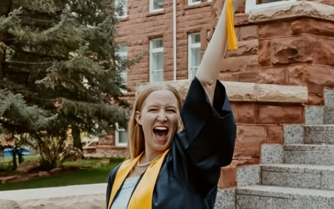 Sister Wives Star Gwendlyn Brown Graduates From University – Instagram