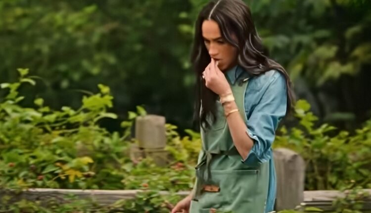 Meghan Markle Gathering Greens From The Gardens – Netflix