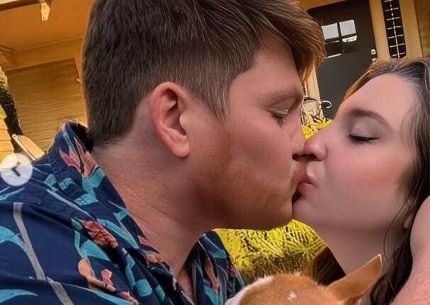 A cute pic with their pup – @syngin_colchester – Instagram