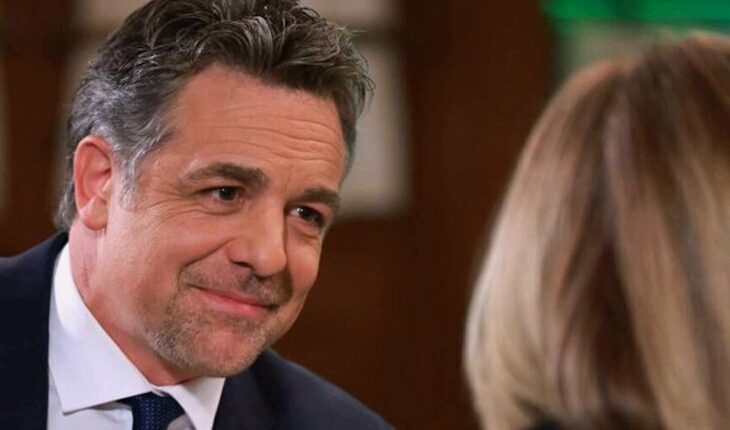 Carly Spencer (Laura Wright)