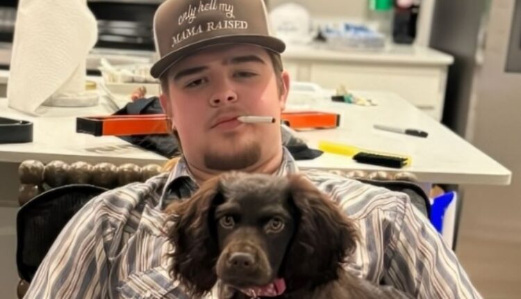 Colin Stough – Instagram