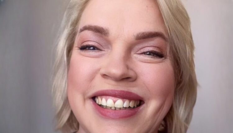 Janelle Brown From Sister Wives – Instagram