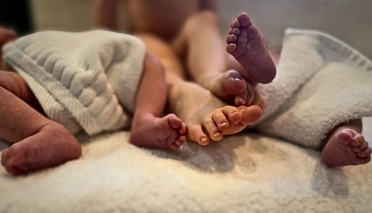 Amber Shares Tiny Feet Of Her Twins – @amberheard – Instagram