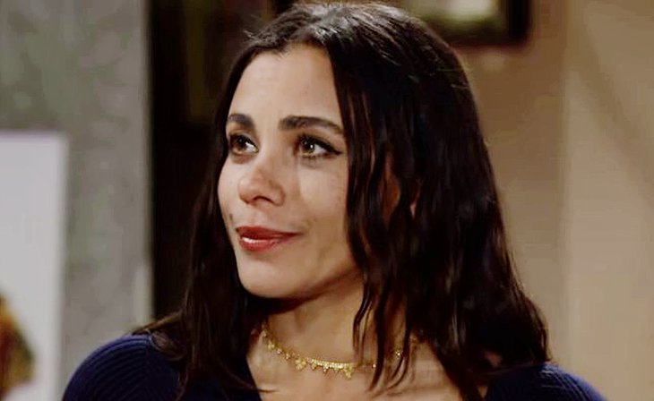 The Bold And The Beautiful Spoilers: Daphne Is Getting Creepily Obsessed