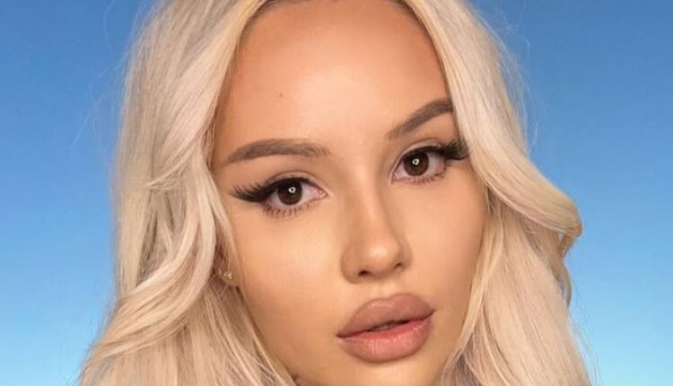 Kylie Page Adult Entertainer – Instagram