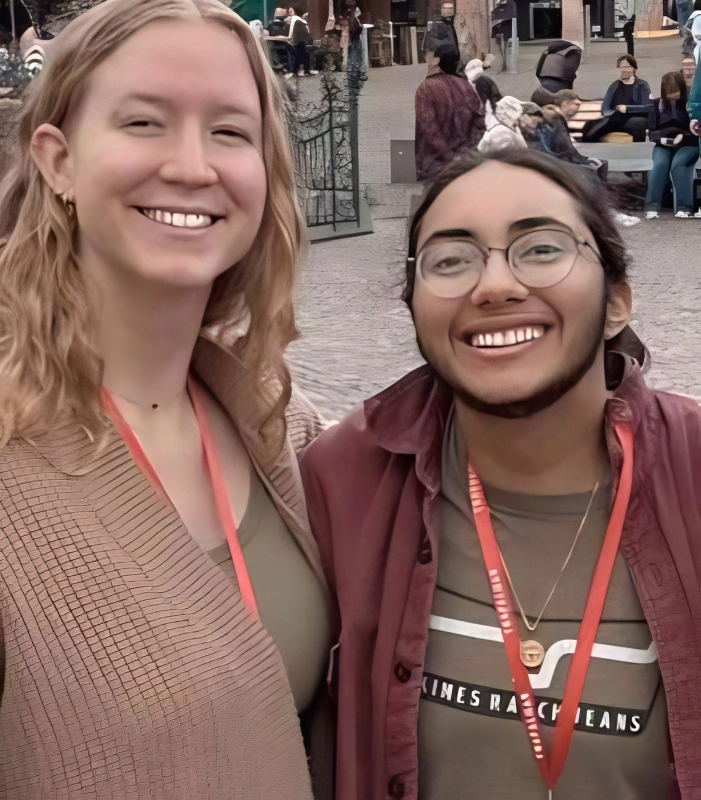 Gwen and Bea via CryptographerDue6746 - Reddit