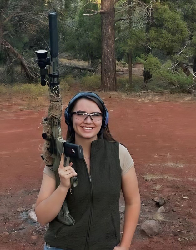 Aurora with a rifle - @brodieutley - Instagram